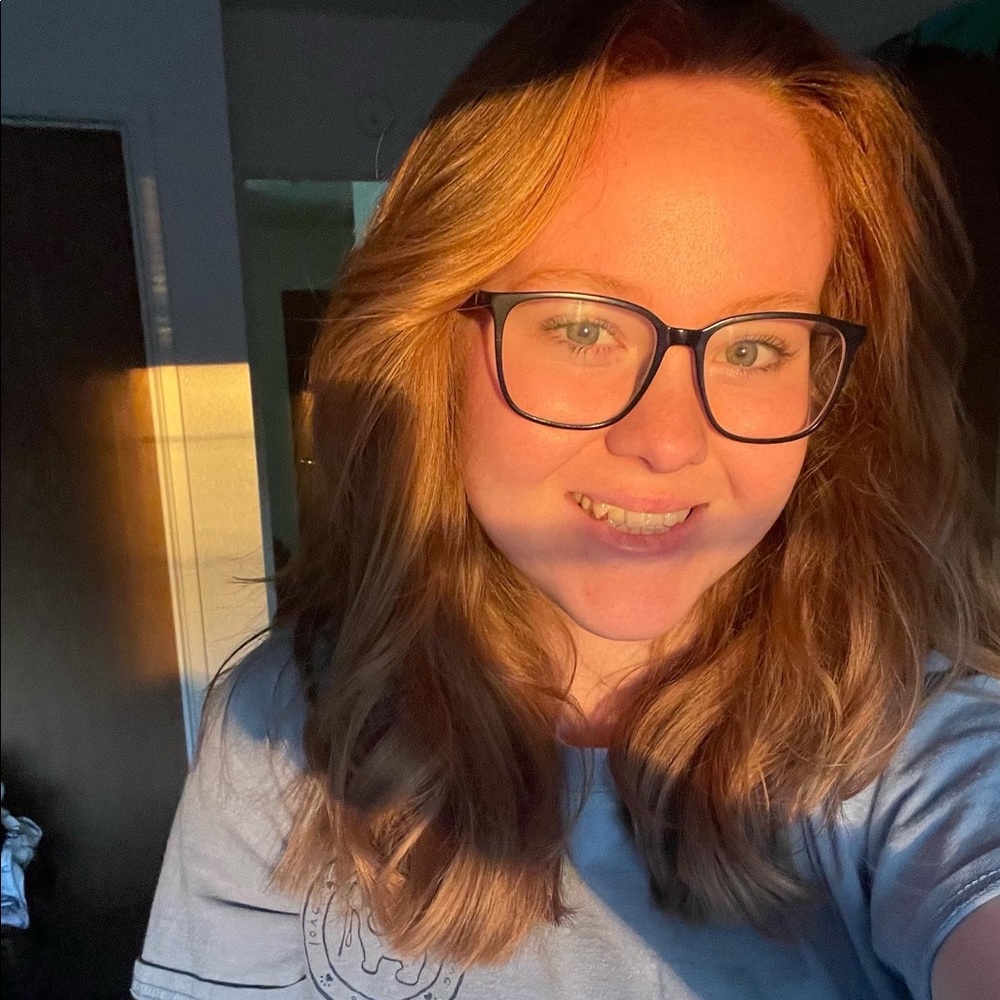 Meet your Posher, Natalie